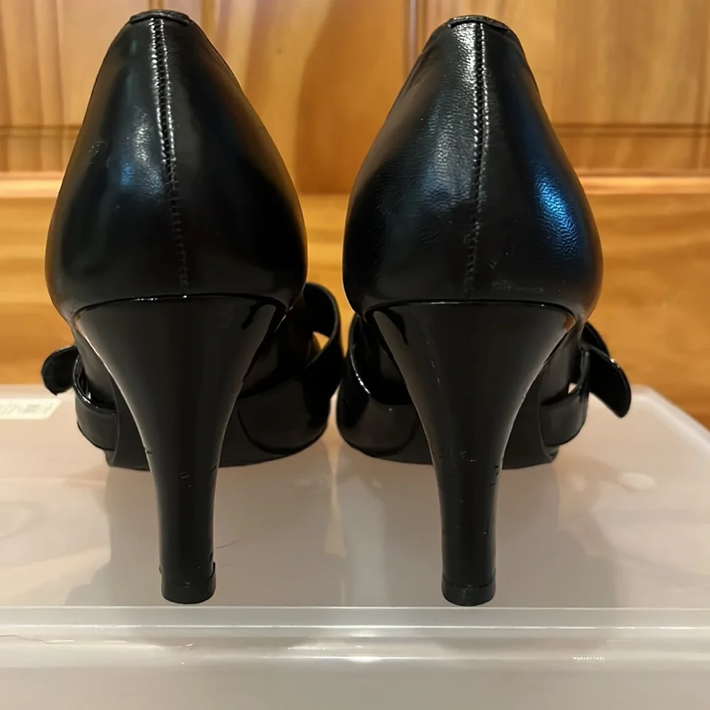 Antonio Melani Heels - Picture 6 of 8